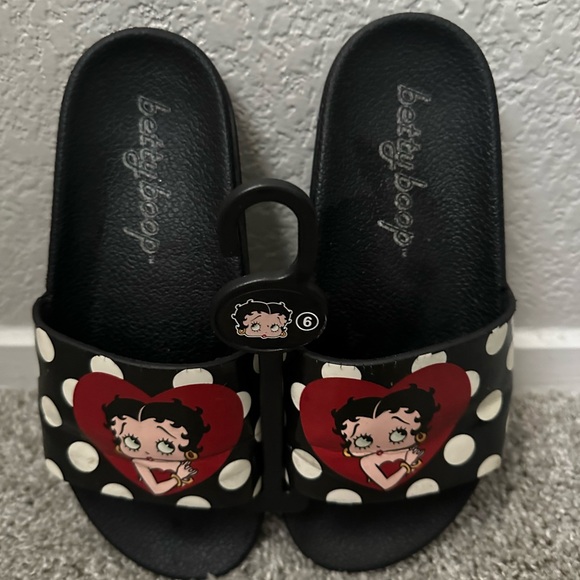 Betty Boop Black White Polka Dots Footbed Slide Sandals size 6, used few times - Picture 4 of 10